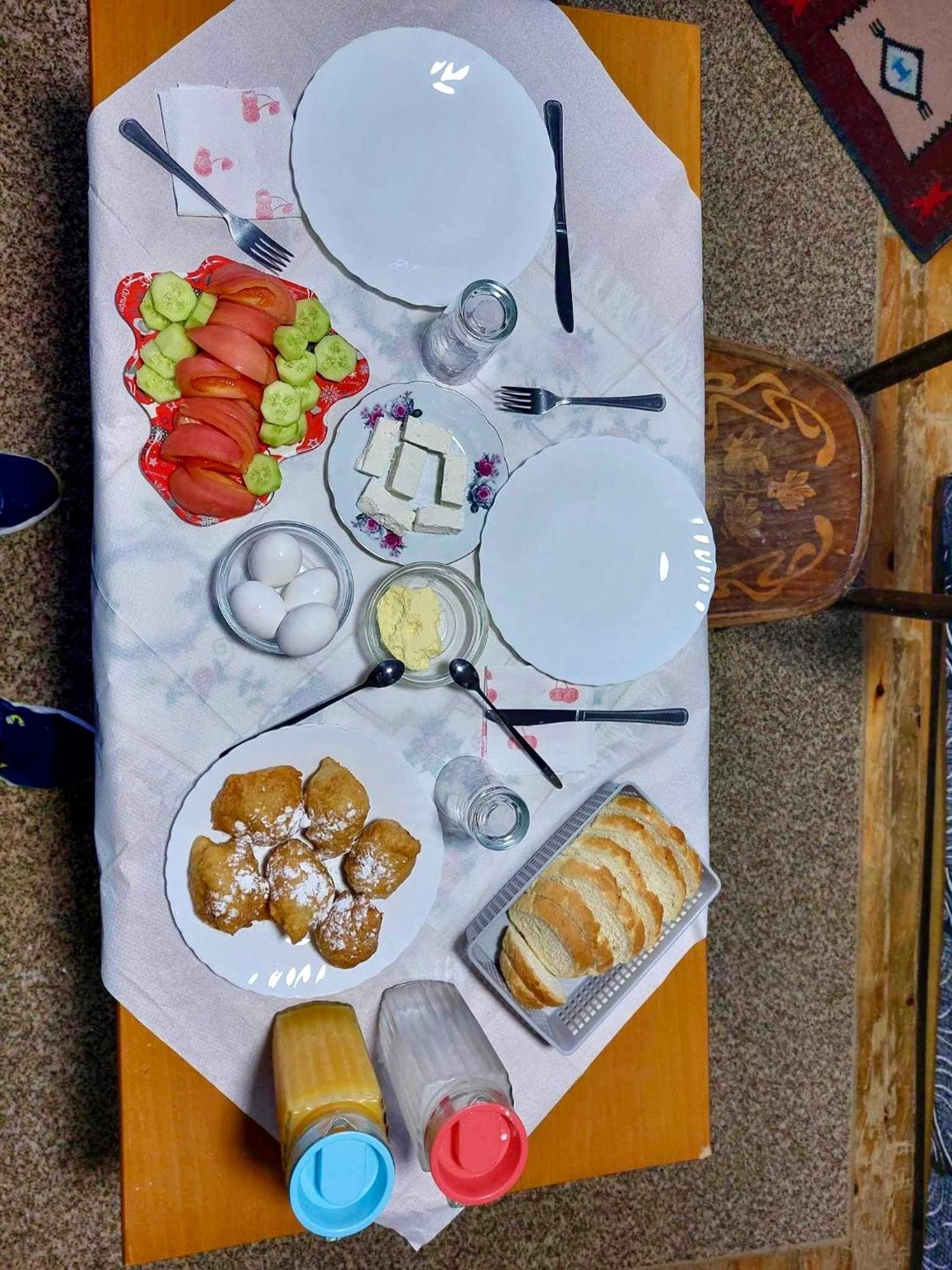 Hotel Driteza Korce Esterno foto